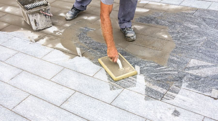 Professional gutter cleaning in Mapleton, ND